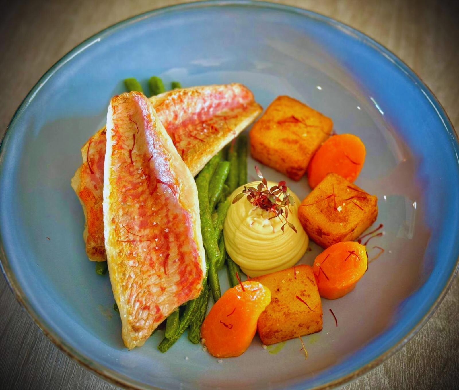 Hotel Restaurant Les Chataigniers 普里瓦 外观 照片