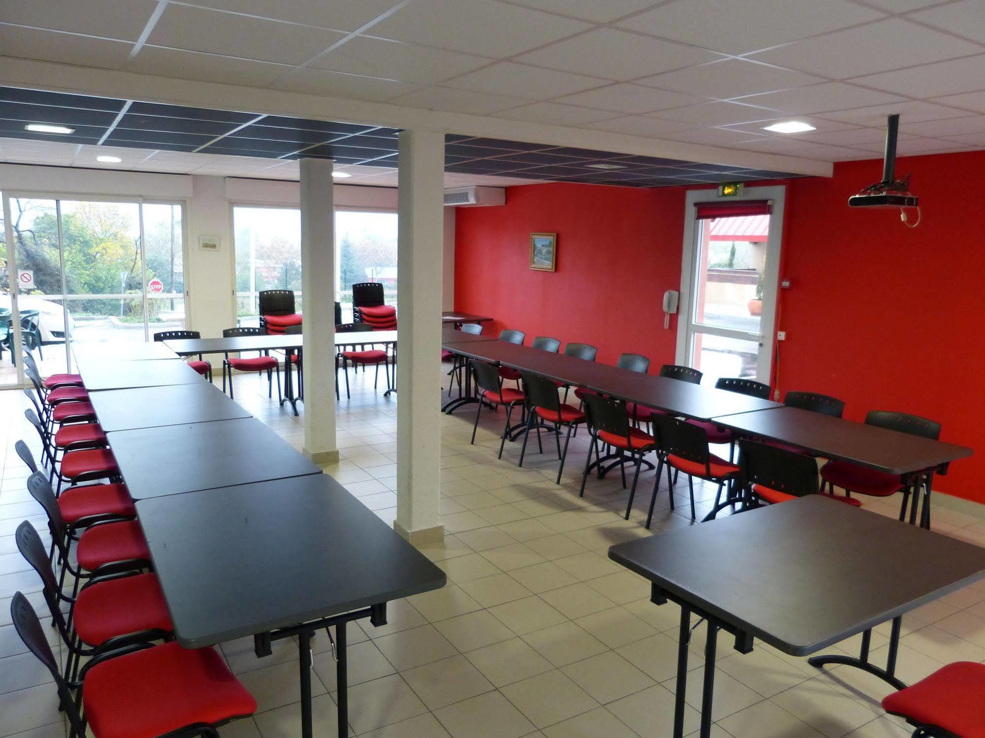 Hotel Restaurant Les Chataigniers 普里瓦 外观 照片